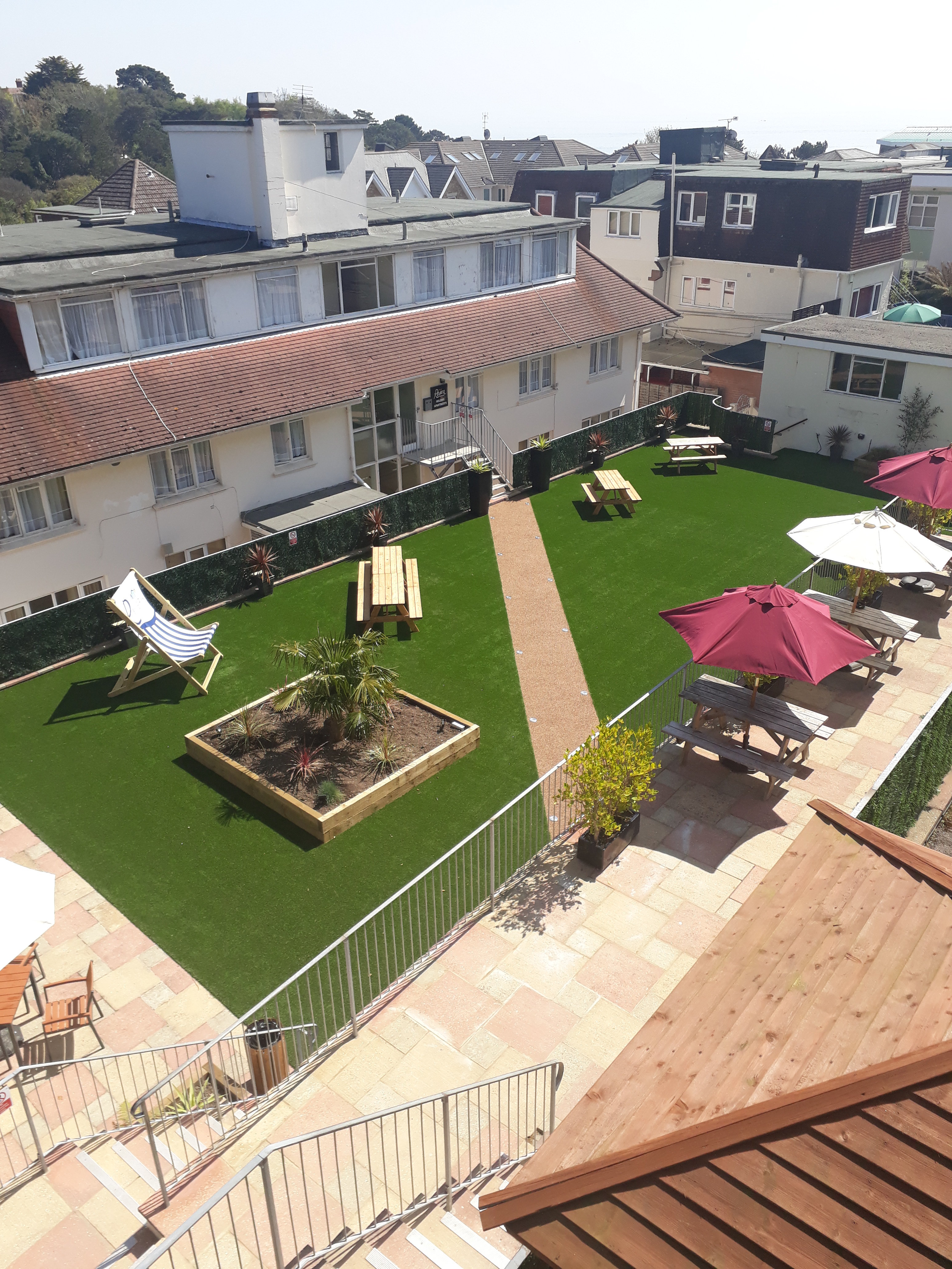 Riviera Hotel and Holiday Apartments
