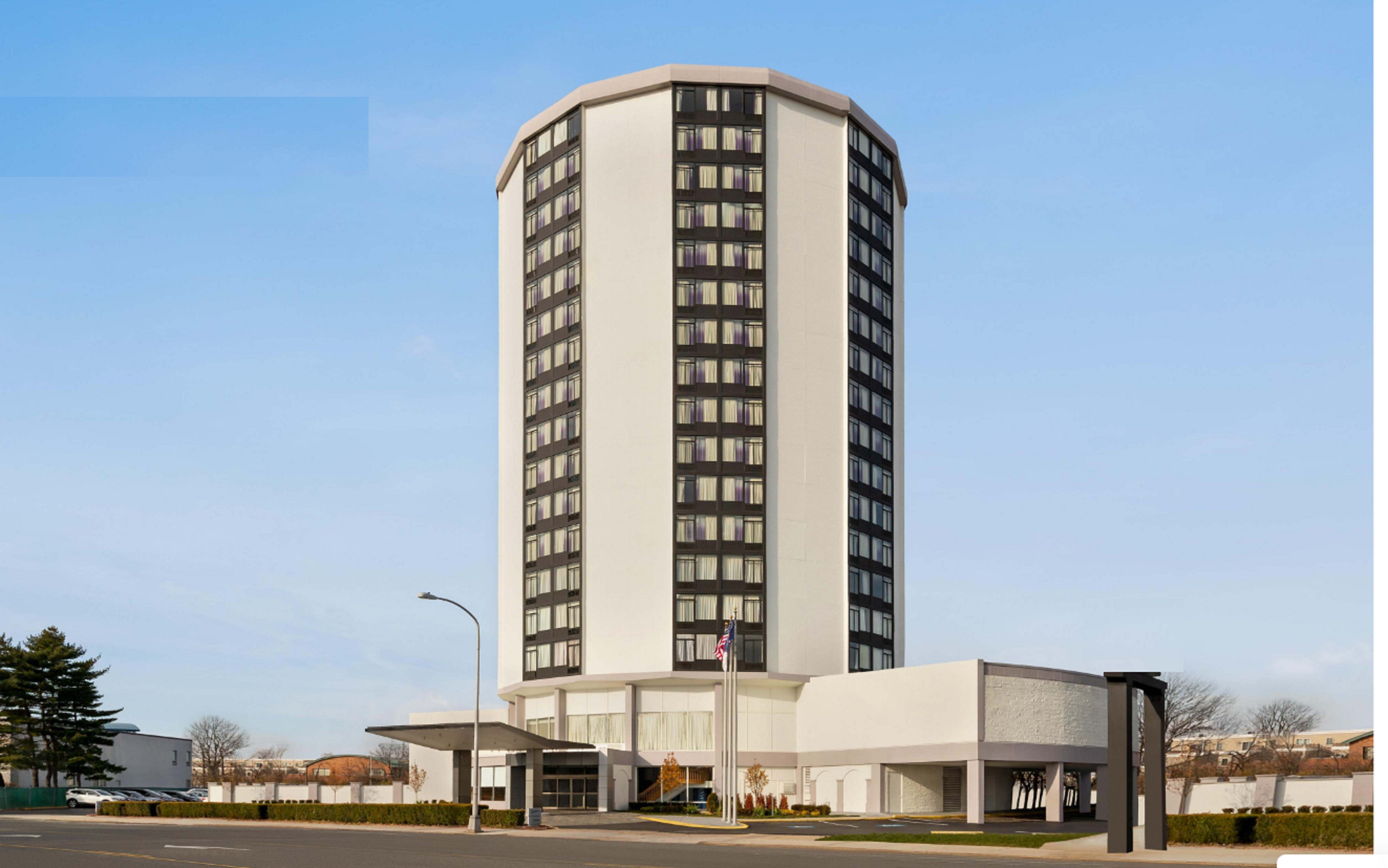 Holiday Inn Airport-Stadium Area