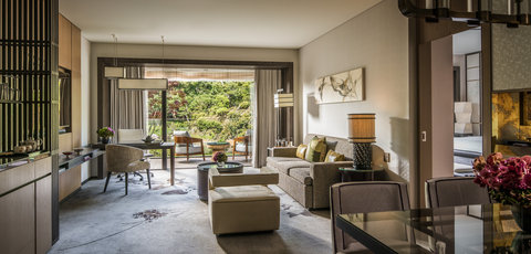 ONE BEDROOM SUITE