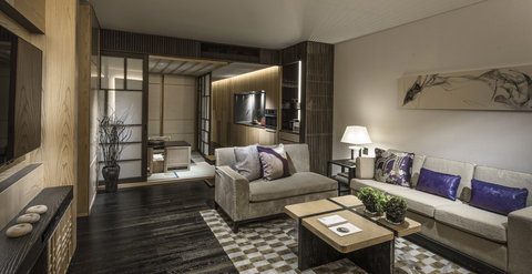 ONE BEDROOM HOTEL RESIDENCE WITH TATAMI DINING ROOM
