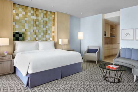 King Guest Room in Bal Harbour