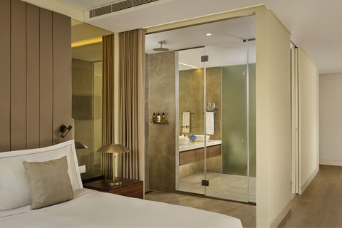 Suite Bedroom