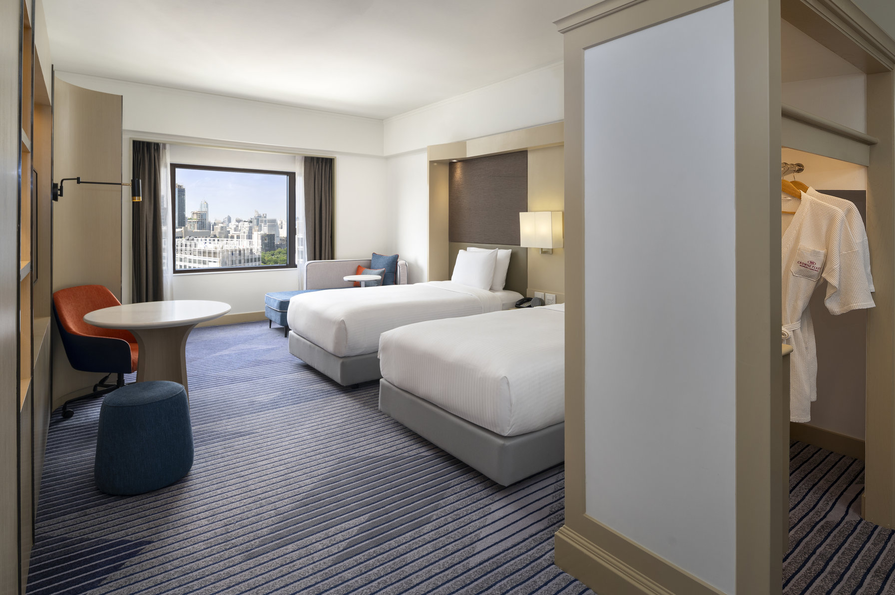 Crowne Plaza Bangkok Lumpini Park Room Type - 2 Single Premium