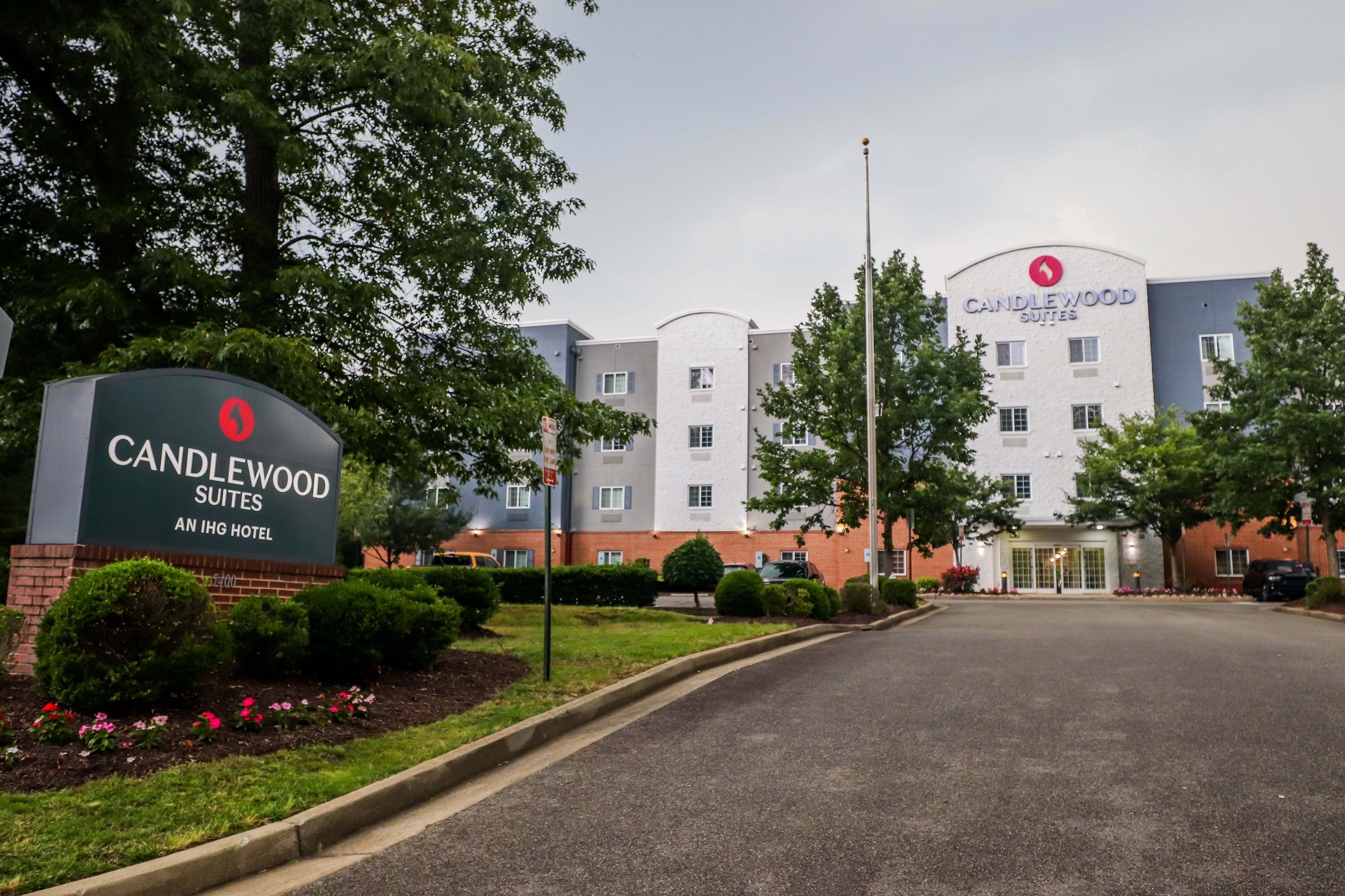 Candlewood Suites Richmond Airport
