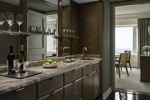Deluxe One Bedroom