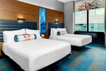 Aloft, Guest room, 2 Queen