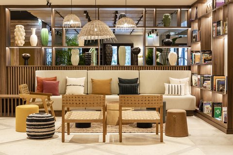 Enjoy our quiet lounge areas