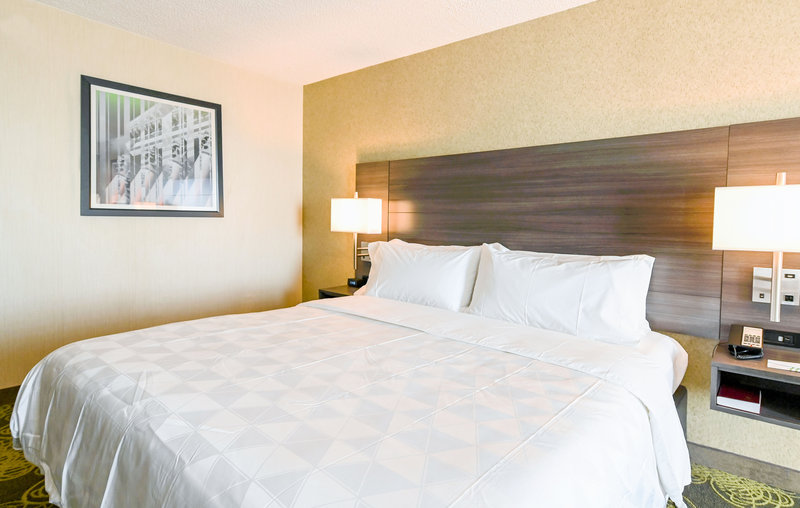 HOLIDAY INN CHARLOTTESVILLE-UNIVERSITY AREA