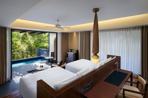 Queen/Queen Jungle Suite