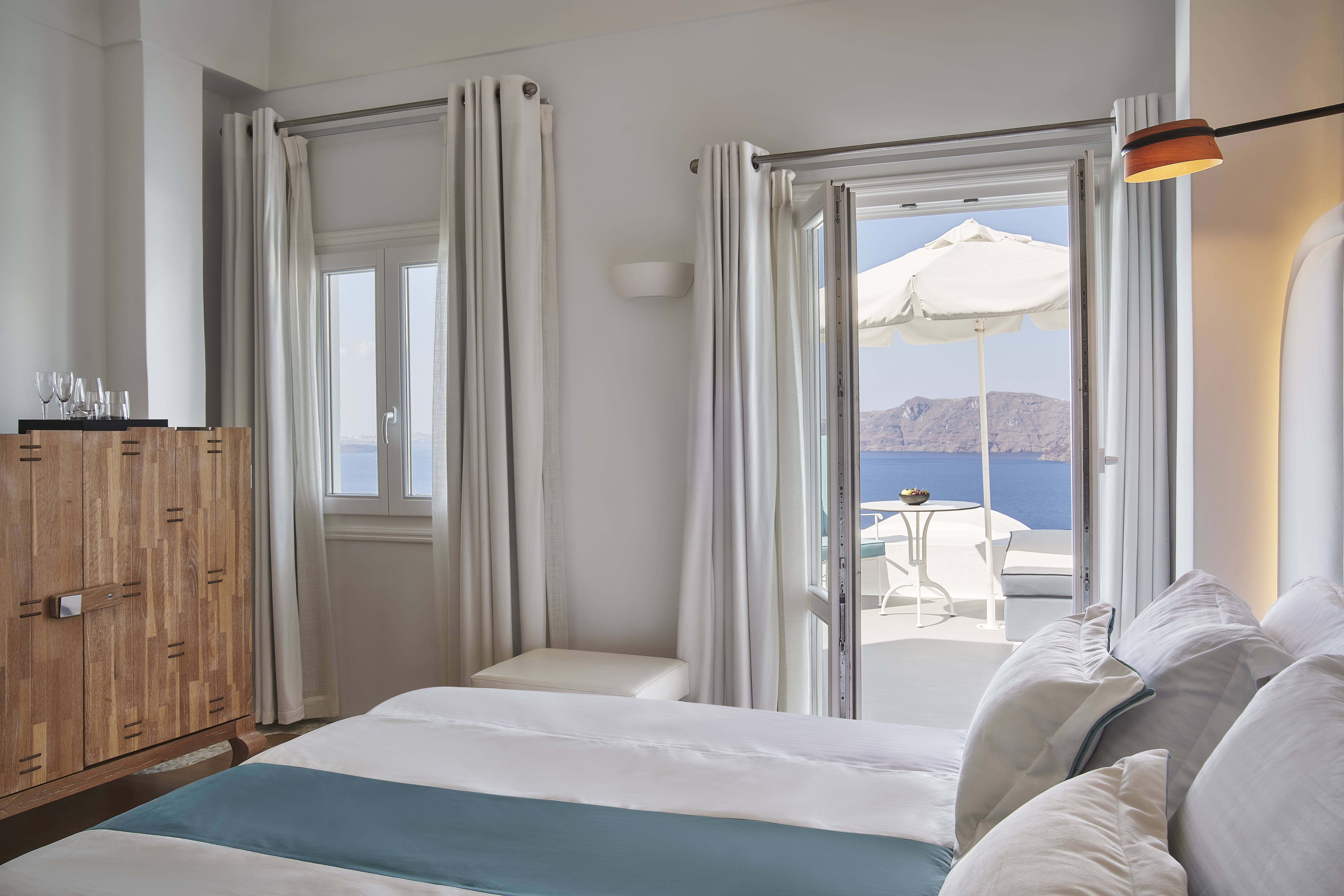 Kirini Suites & Spa