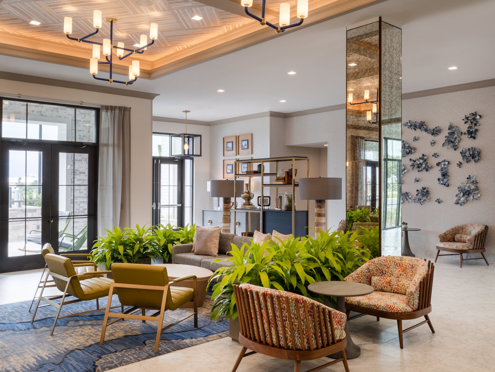Find locally-inspired art and native plants throughout our hotel.