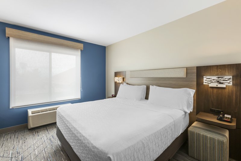 HOLIDAY INN EXPRESS BELGRADE