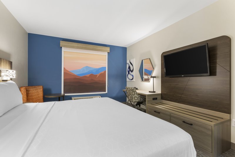 HOLIDAY INN EXPRESS BELGRADE