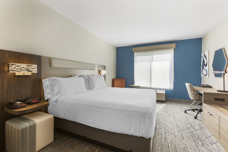 HOLIDAY INN EXPRESS BELGRADE