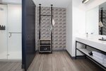 Savvy, Larger Guest room, 2 Queen, Corner room