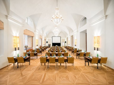 Prague Grand Ballroom