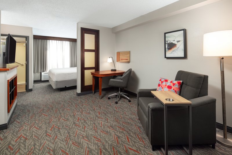 Candlewood Suites Birmingham – Inverness