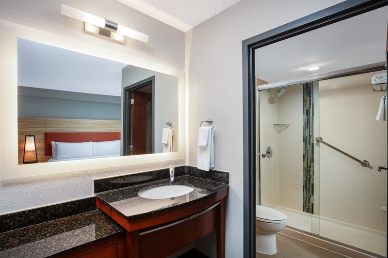 Candlewood Suites Birmingham – Inverness