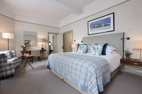 The Balmoral - Family Room
