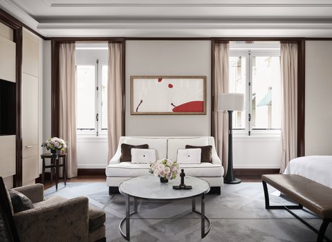 Junior Suite Living Room