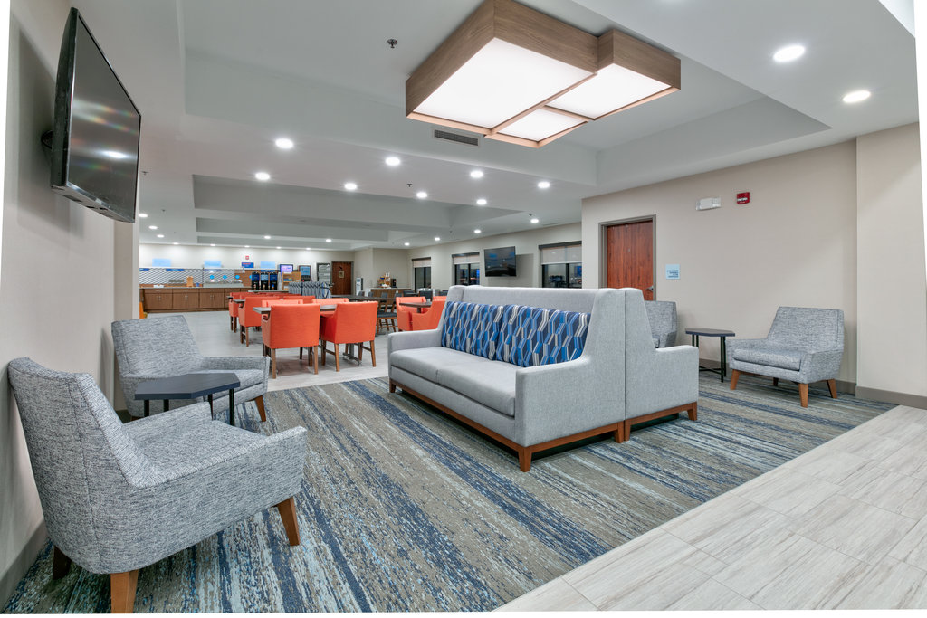 Come down and hang out in our inviting lobby! 