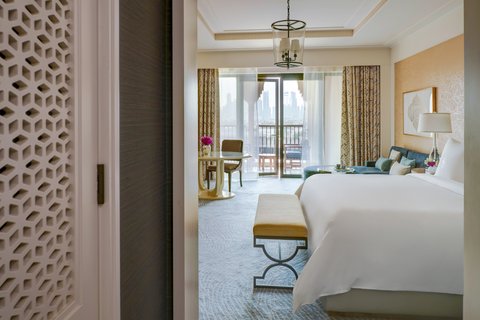 DJB_Premier_Skyline_Room