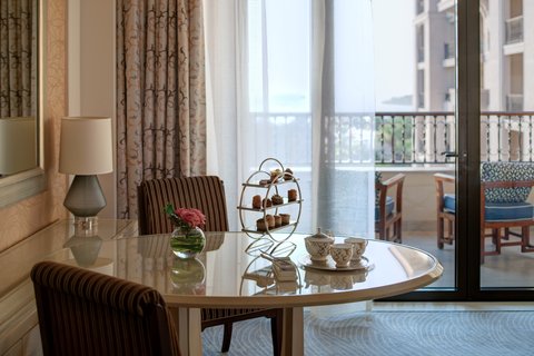 DJB_Premier_Sea_View_Room