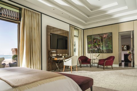 DJB_Penthouse_Suite