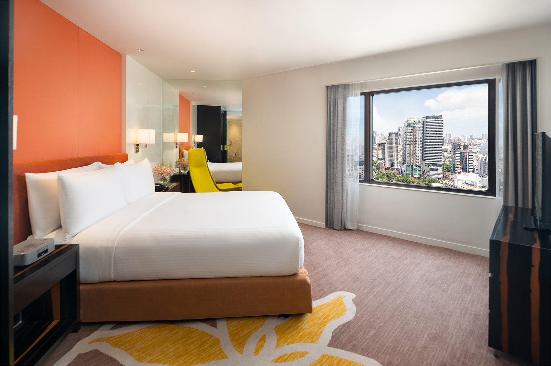 Crowne Plaza Bangkok Lumpini Park Room Type - 1 King Junior Suite