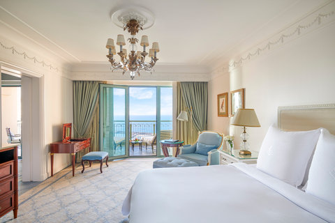 Sea-View Suite
