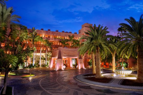 Ritz Carlton Hotel image