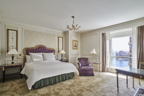 Premier Nile Room