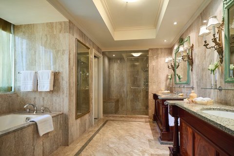 Presidential Suite Bathroom