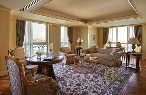 Presidential Suite Living