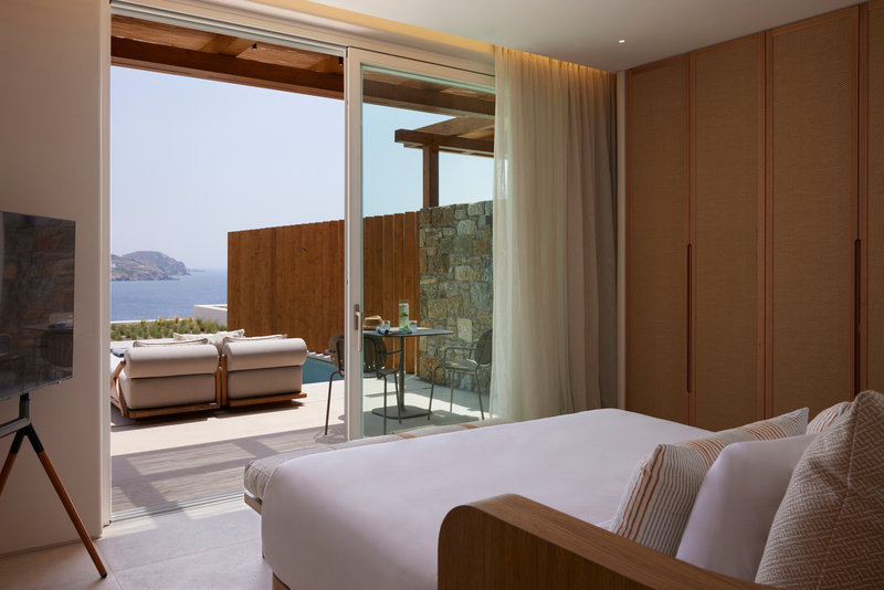 Bill And Coo Suites And Lounge