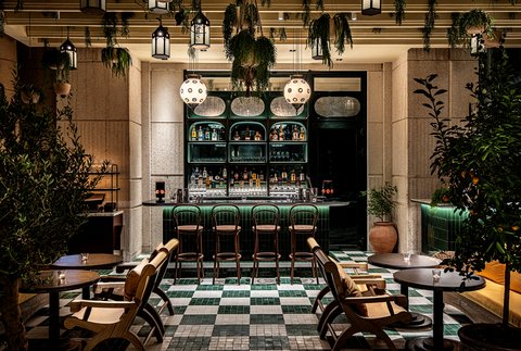 Curiosa By Jean Georges Outdoor Bar