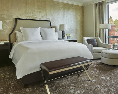 Georgetown Suite Bedroom