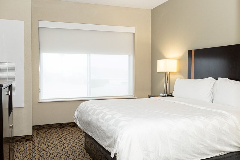 HOLIDAY INN EXPRESS EFFINGHAM
