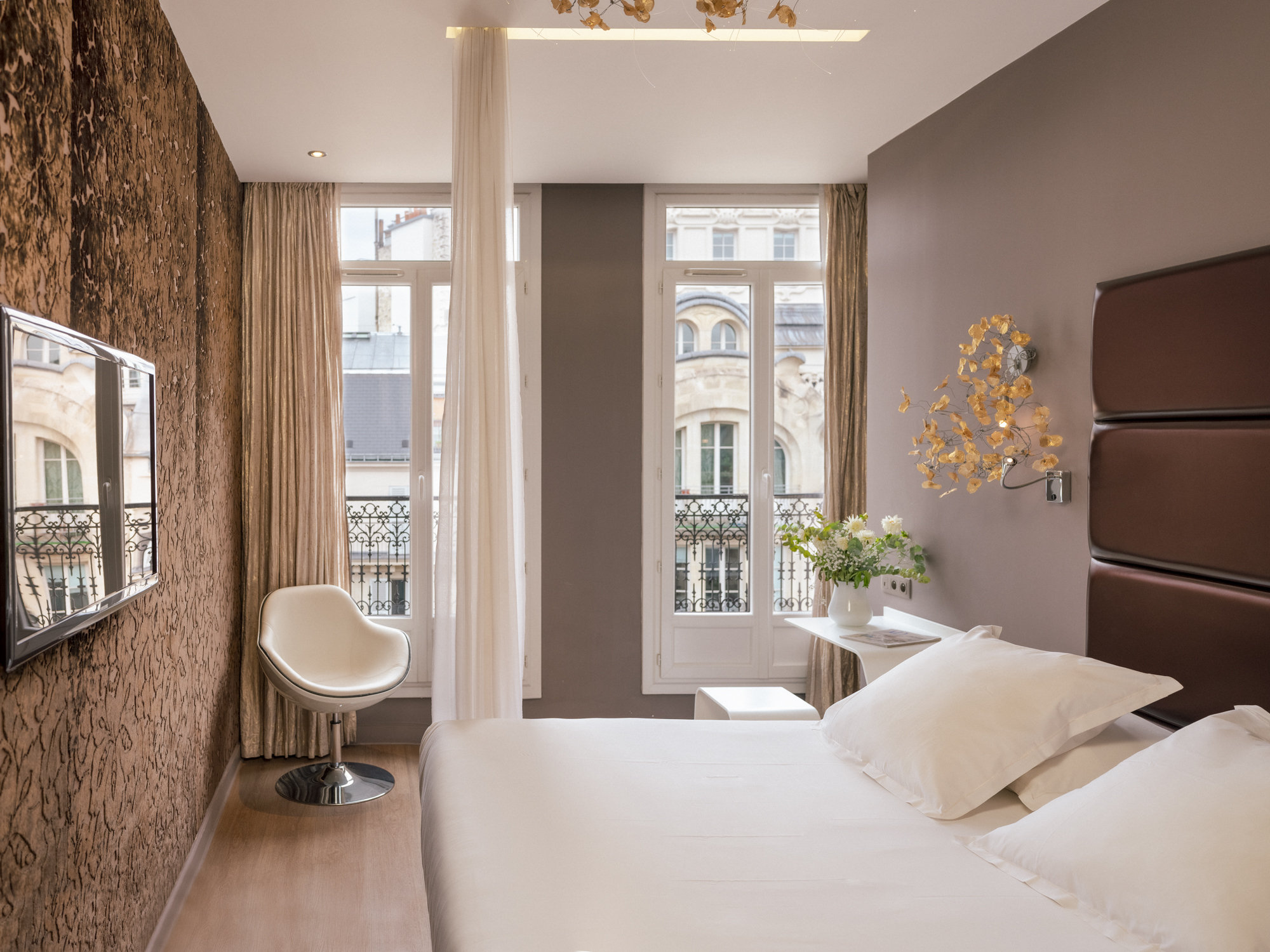 Legend Hotel
