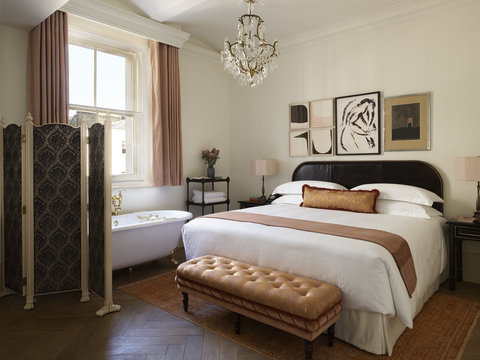 Royal Opera Suite