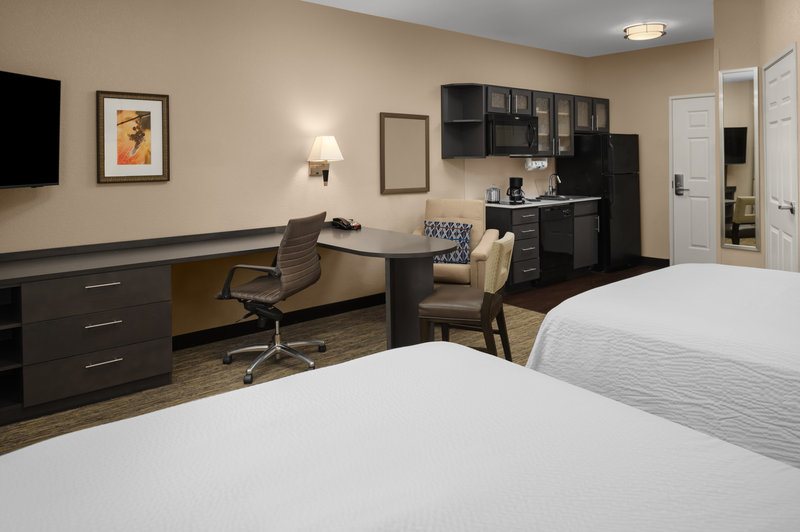 STUDIO SUITE 2 QUEEN NONSMOKING