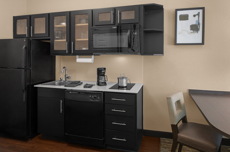CANDLEWOOD SUITES TURLOCK