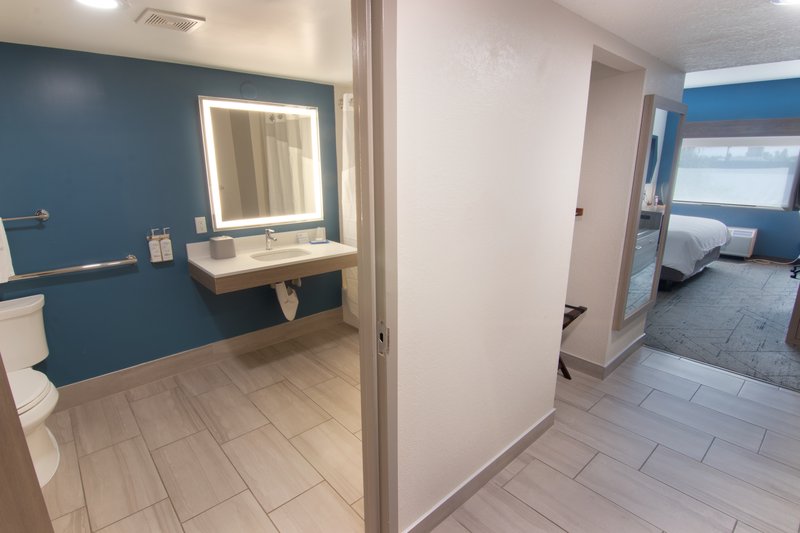 Holiday Inn Express Hotel & Suites FORT LAUDERDALE AIRPORT WEST