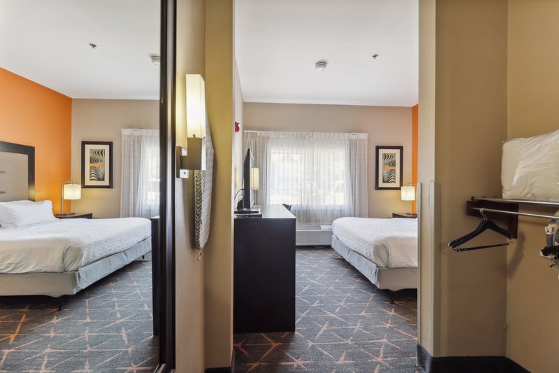 HOLIDAY INN HTL SUITES SLIDELL