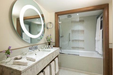 RFH Brown's Hotel - Superior Room