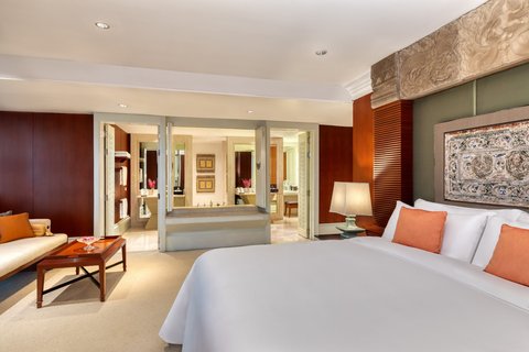 Royal Pimai Theme Suite