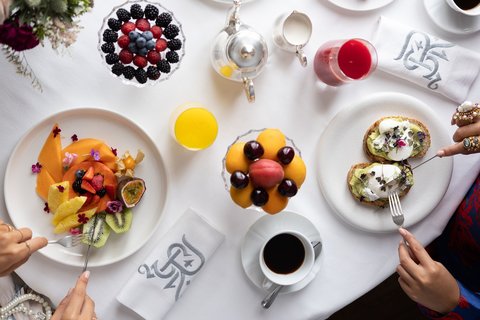 Breakfast room service 5