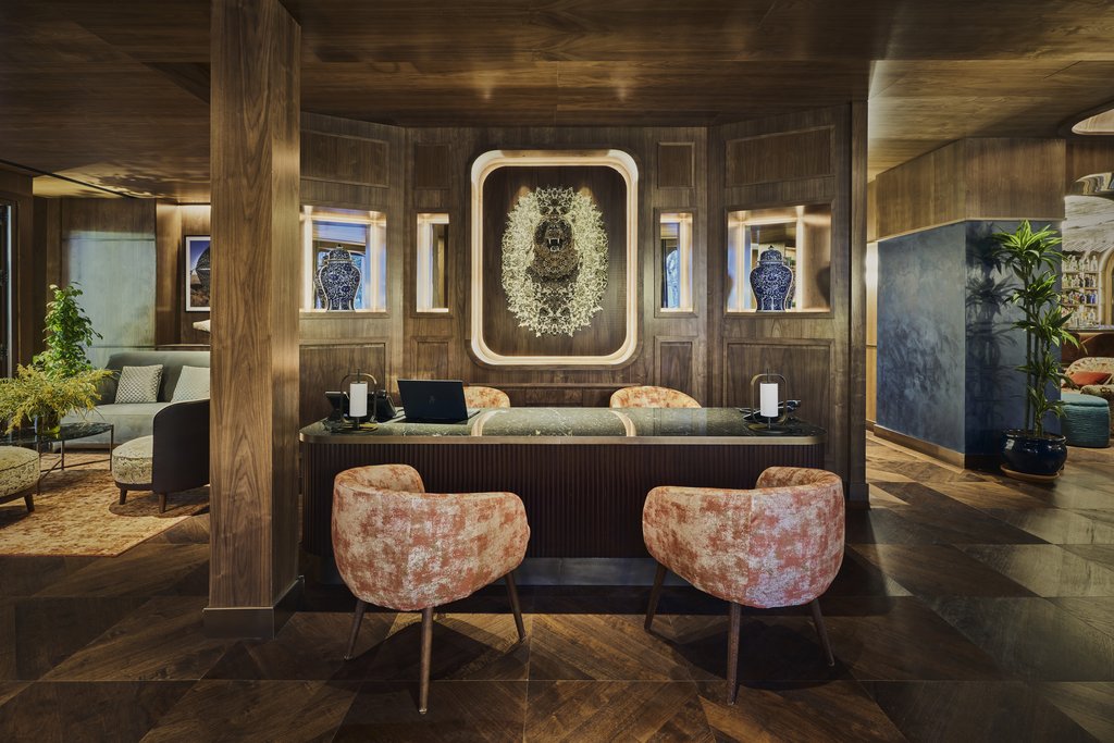 Guest photo