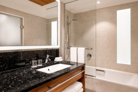 Bathroom shower and bathtub