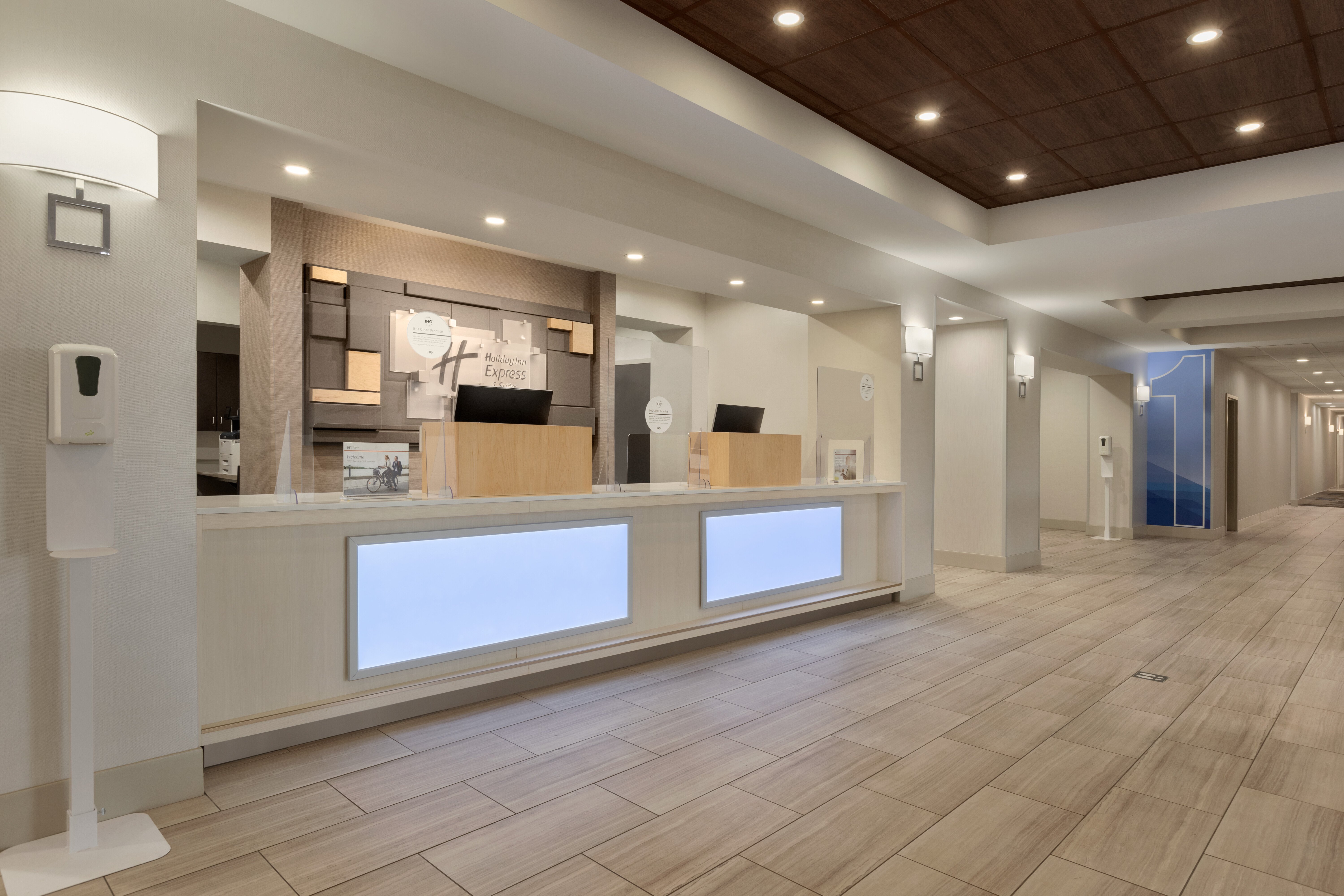 Holiday Inn Express & Suites Opelika